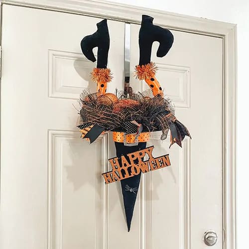 witch-door-hanger